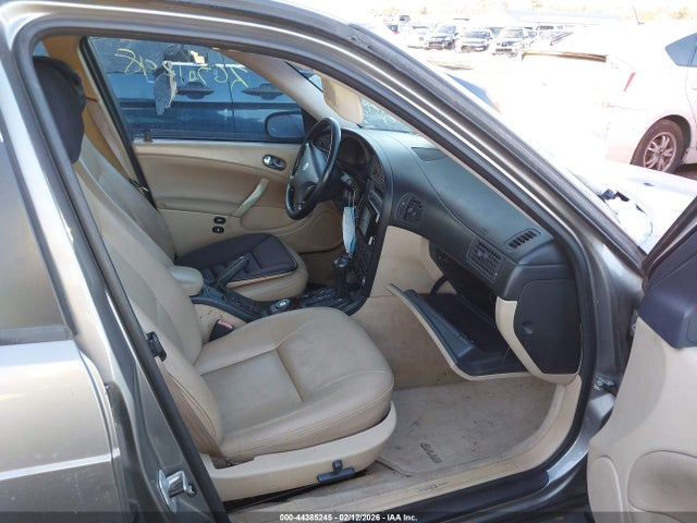2004 SAAB 9-5 YS3ED49A943017843 Photo 4