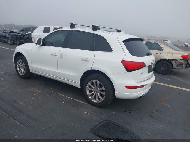 2016 Audi Q5 2.0t Premium მანქანა იყიდება აუქციონზე, vin: WA1C2AFP8GA100136, აუქციონის ნომერი: 44385261
