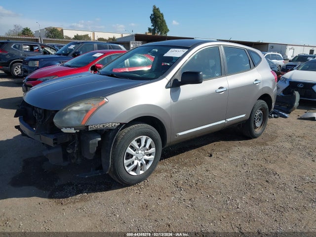JN8AS5MT6FW662336 Nissan Rogue Select S
