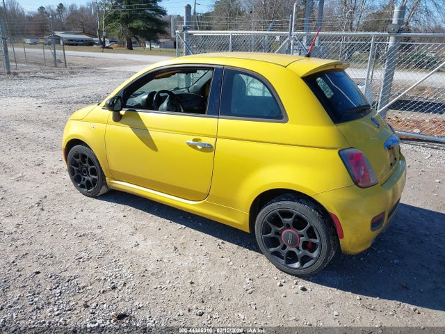 2015 FIAT 500 3C3CFFBR5FT625519 Photo 2
