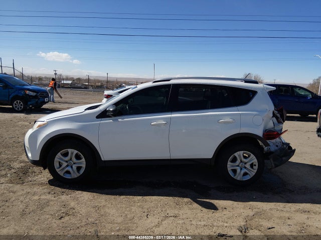 Toyota RAV4 LE 2015 JTMBFREV5FD109622 Image 14