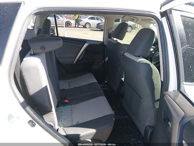 Toyota RAV4 LE 2015 JTMBFREV5FD109622 Image 8