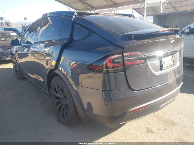 2022 TESLA MODEL X 7SAXCBE63NF359143 Photo 2