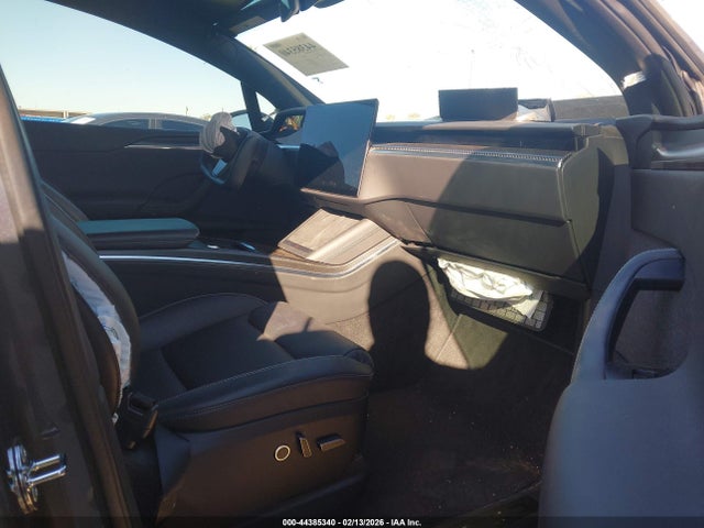2022 TESLA MODEL X 7SAXCBE63NF359143 Photo 4