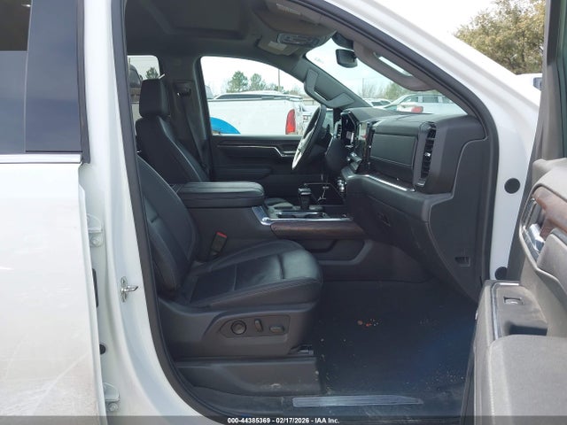 2025 GMC SIERRA 1500 3GTPHDED2SG325872 Photo 4