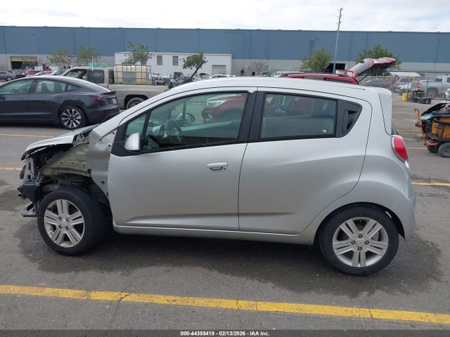 Chevrolet Spark 1lt Cvt 2015 KL8CD6S9XFC749985 Image 15
