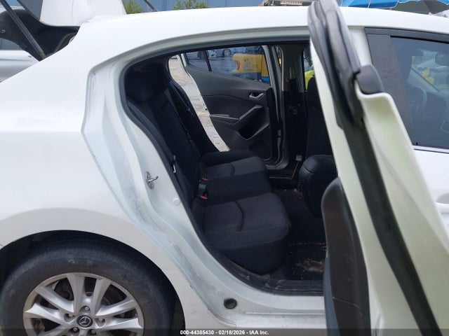 JM1BM1K77G1332650 Mazda Mazda3 I Sport