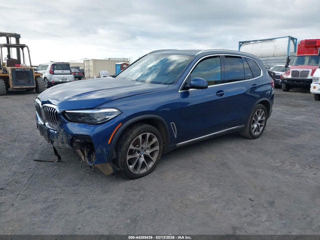 2022 BMW X5 5UXCR6C08N9M97964 Photo 1
