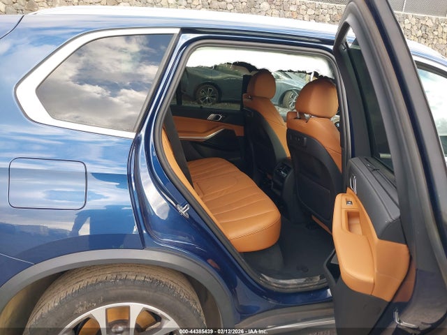 2022 BMW X5 5UXCR6C08N9M97964 Photo 7