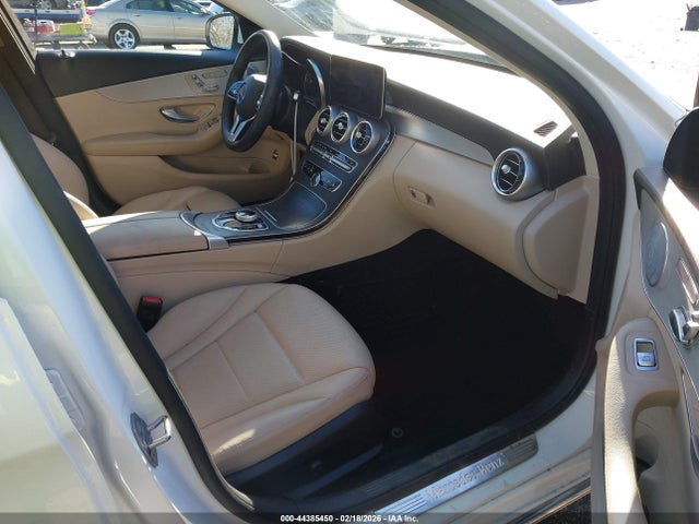55SWF8DB9KU288770 Mercedes-Benz C 300