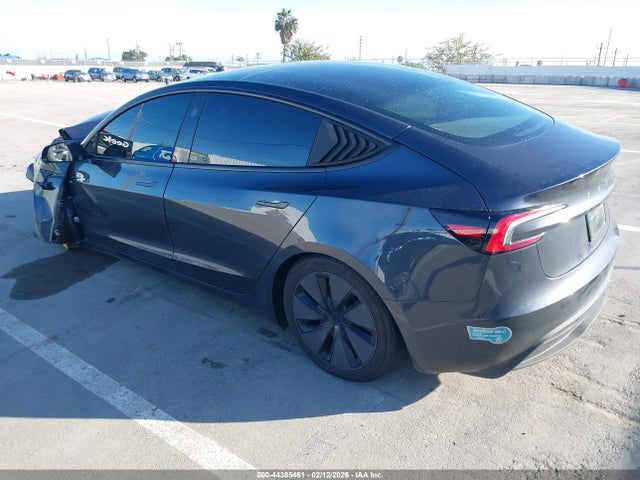 2025 TESLA MODEL 3 5YJ3E1EA6SF942774 Photo 2