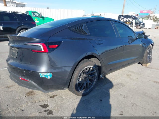 2025 TESLA MODEL 3 5YJ3E1EA6SF942774 Photo 3