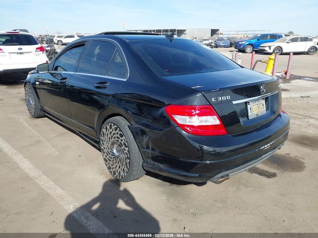 2011 Mercedes-benz C 300 Sport 4matic მანქანა იყიდება აუქციონზე, vin: WDDGF8BB8BR156530, აუქციონის ნომერი: 44385469