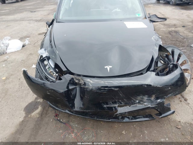 2024 TESLA MODEL Y 7SAYGDEF6RA303642 Photo 5