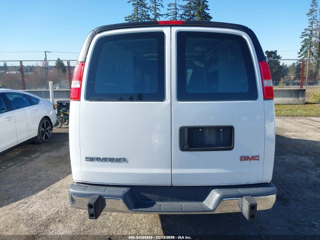 GMC Savana 2500 Work Van 2017 1GTW7AFF3H1913316 Image 16