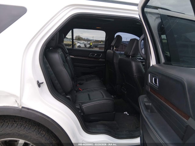 Ford Explorer Platinum 2018 1FM5K8HT7JGA14589 Image 8