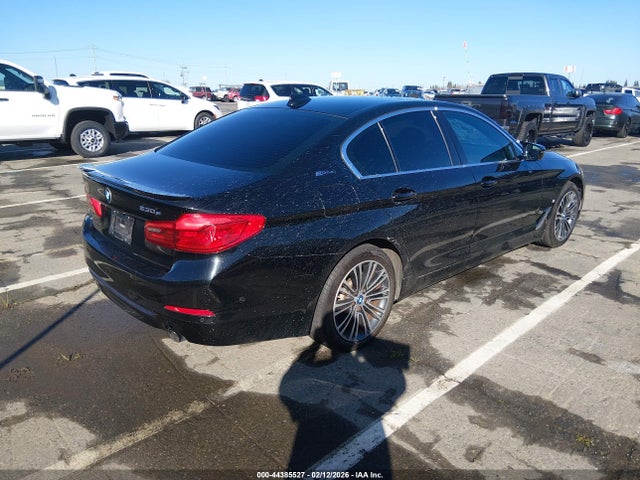 WBAJA9C56KB388594 BMW 530e Iperformance