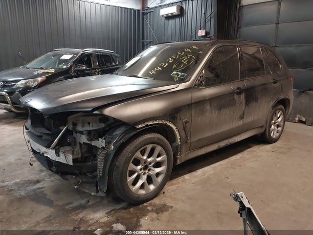 2017 BMW X5 5UXKR0C30H0V73883 Photo 1