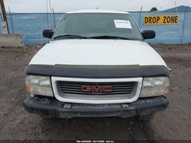 44385566 :رقم المزاد ، 1GTCS1953Y8288279 vin ، 2000 Gmc Sonoma Sls مزاد بيع