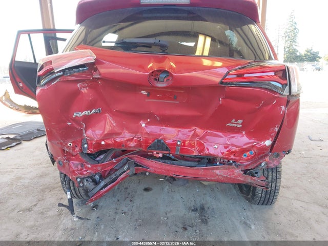 JTMBFREV5HJ145007 Toyota RAV4 LE