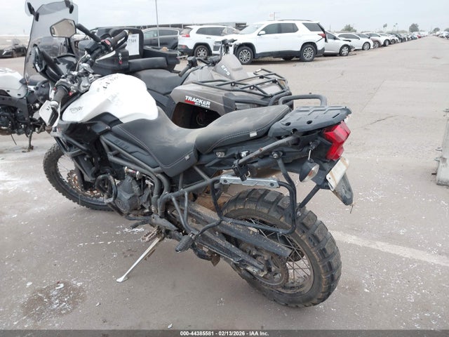 Triumph Motorcycle Tiger 800 Xca 2018 SMTE09BF9JT883724 Image 3