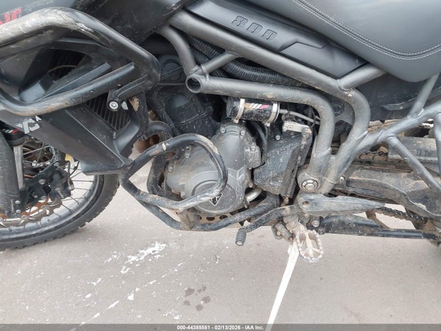 Triumph Motorcycle Tiger 800 Xca 2018 SMTE09BF9JT883724 Image 9