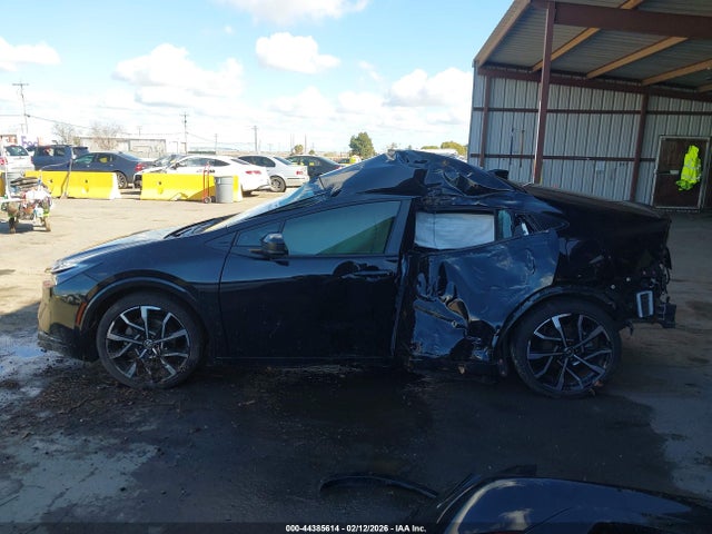 JTDACACU6R3013153 Toyota Prius Prime Xse