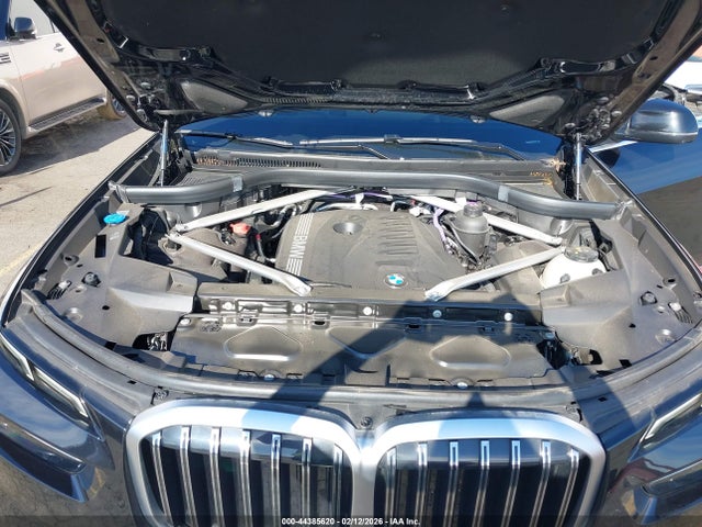 5UX23EM0XS9W42777 BMW X7 Xdrive40i