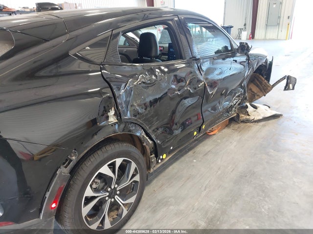 Ford Mustang Mach-e Select 2025 3FMTK1S59SMA08616 Image 6