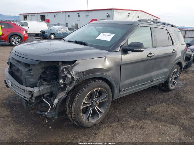 1FM5K8GT5FGB74270 Ford EXPLORER SPORT