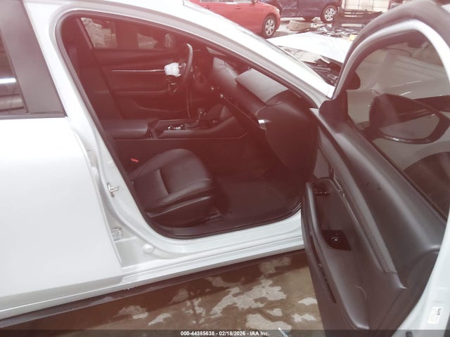 JM1BPABM7S1776486 Mazda Mazda3 2.5 S Select Sport