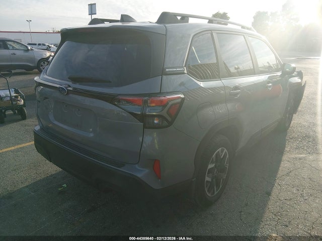 Subaru Forester Premium 2025 JF2SLDBC6SH539386 Image 4
