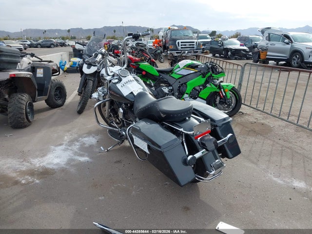 2005 HARLEY-DAVIDSON FLHRI 1HD1FBW135Y636708 Photo 2