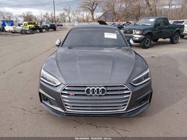 2018 Audi S5 3.0t Premium Plus მანქანა იყიდება აუქციონზე, vin: WAUC4CF57JA130890, აუქციონის ნომერი: 44385654