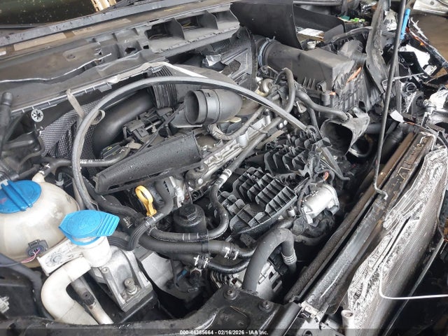 1VWAT7A37GC043737 Volkswagen Passat 1.8t S