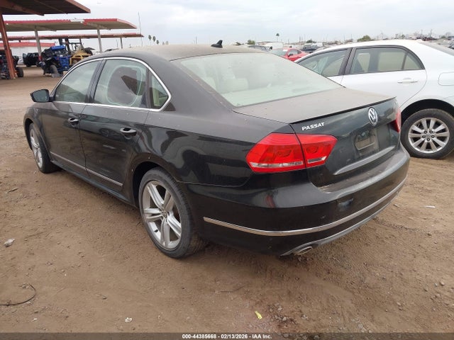 Aukcja sprzedaży 2013 Volkswagen Passat 2.0l Tdi Sel Premium, vin: 1VWCN7A36DC136280, numer aukcji: 44385668