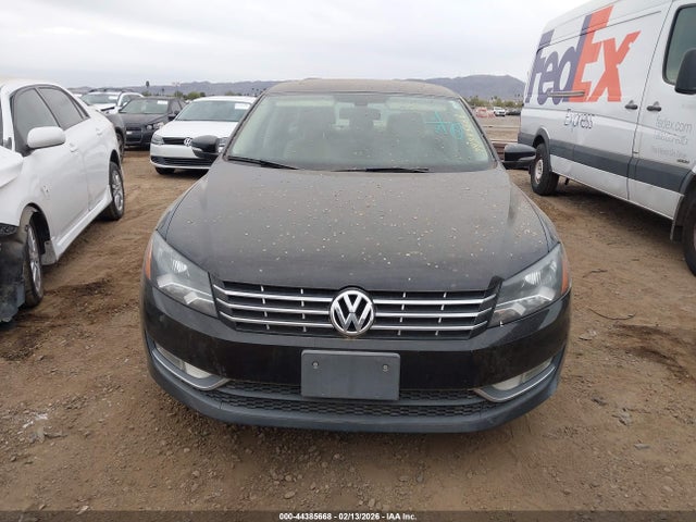 Aukcja sprzedaży 2013 Volkswagen Passat 2.0l Tdi Sel Premium, vin: 1VWCN7A36DC136280, numer aukcji: 44385668