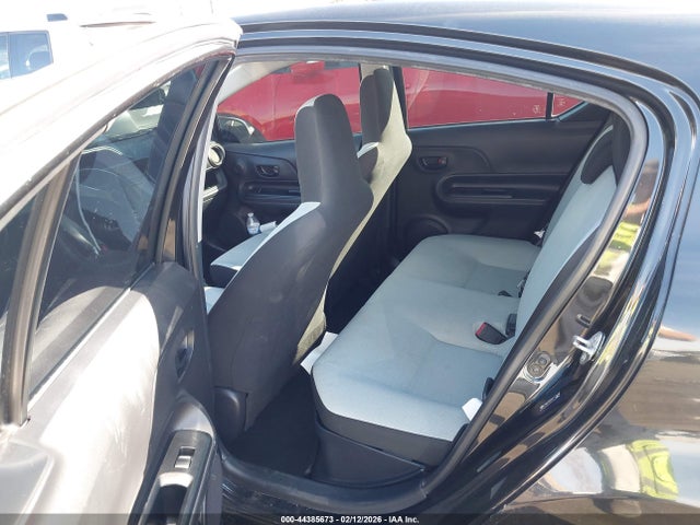 JTDKDTB37G1117679 Toyota Prius C One