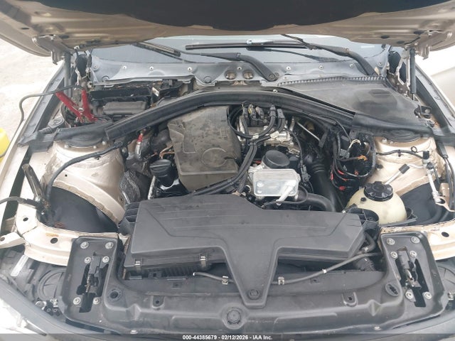 44385679 :رقم المزاد ، WBA3A5G55DNP21302 vin ، 2013 Bmw 328i مزاد بيع