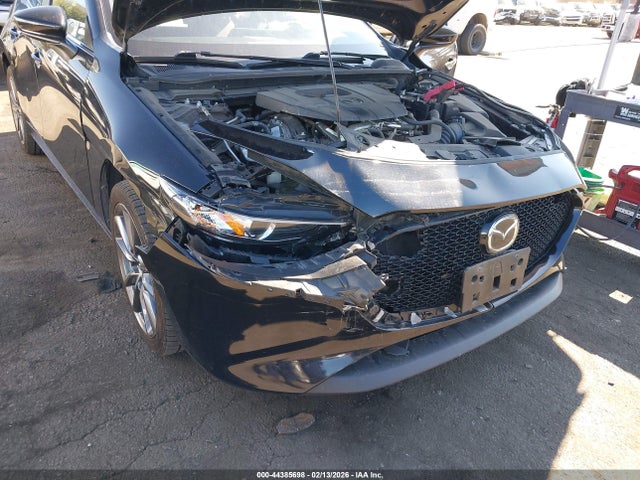 Aukcja sprzedaży 2023 Mazda Mazda3 2.5 S Preferred, vin: JM1BPALM6P1614404, numer aukcji: 44385698