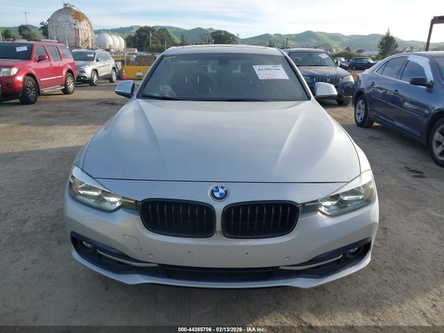 WBA8B9G36HNU51897 BMW 330I