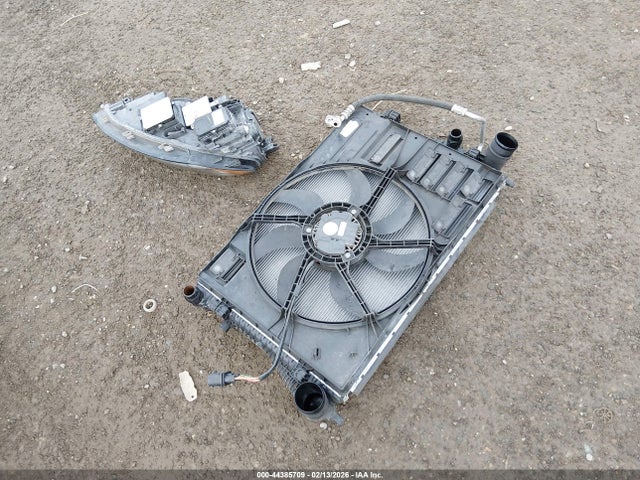 3VWY47AU1FM068585 Volkswagen Golf Gti 2.0t S W/performance Package 2-door