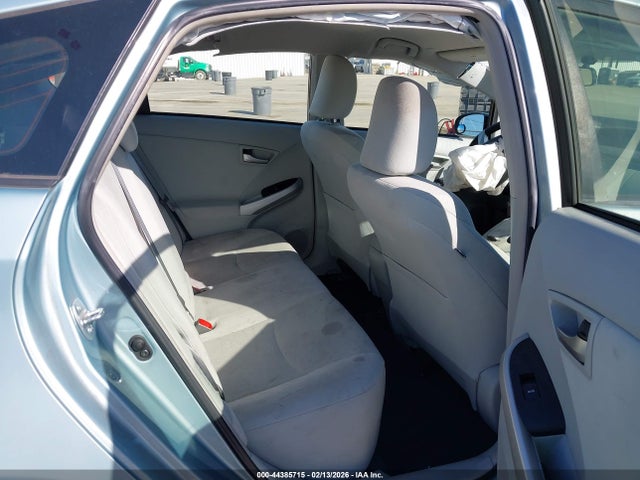 Toyota Prius Two 2015 JTDKN3DU5F1894752 Image 8
