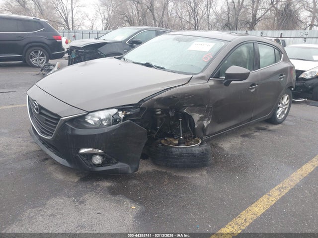 3MZBM1N77GM240319 Mazda Mazda3 I Grand Touring
