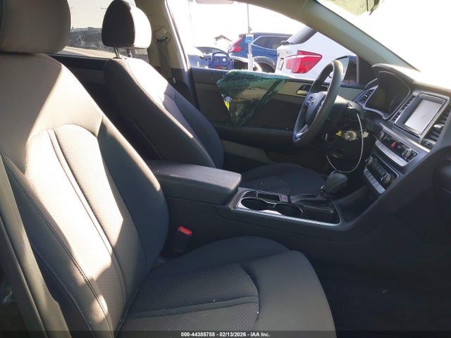 Hyundai SONATA SE 2019 5NPE24AF6KH744864 Image 5