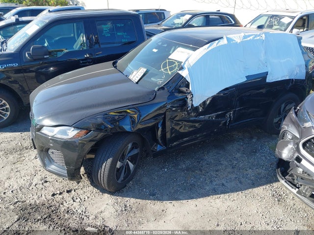 2024 JAGUAR F-PACE SADCT2EX8RA720602 Photo 1