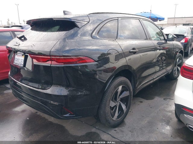 2024 JAGUAR F-PACE SADCT2EX8RA720602 Photo 3