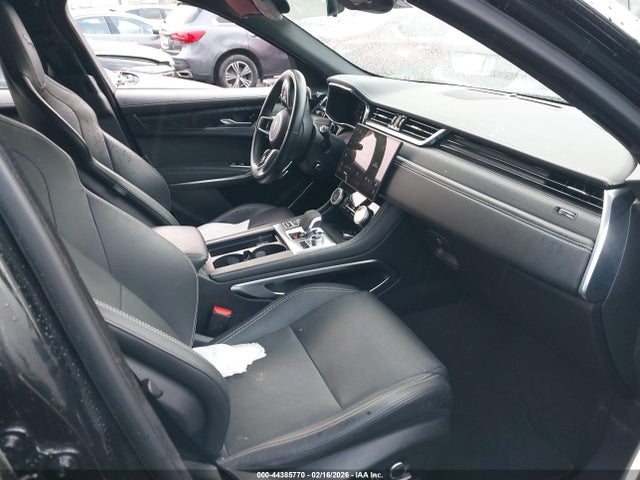 2024 JAGUAR F-PACE SADCT2EX8RA720602 Photo 4