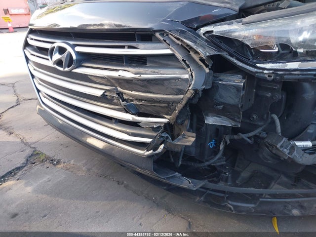 5NPD84LF5HH066236 Hyundai ELANTRA SE