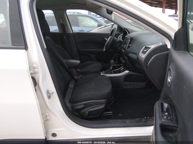 3C4NJCAB0JT263288 Jeep Compass Sport Fwd